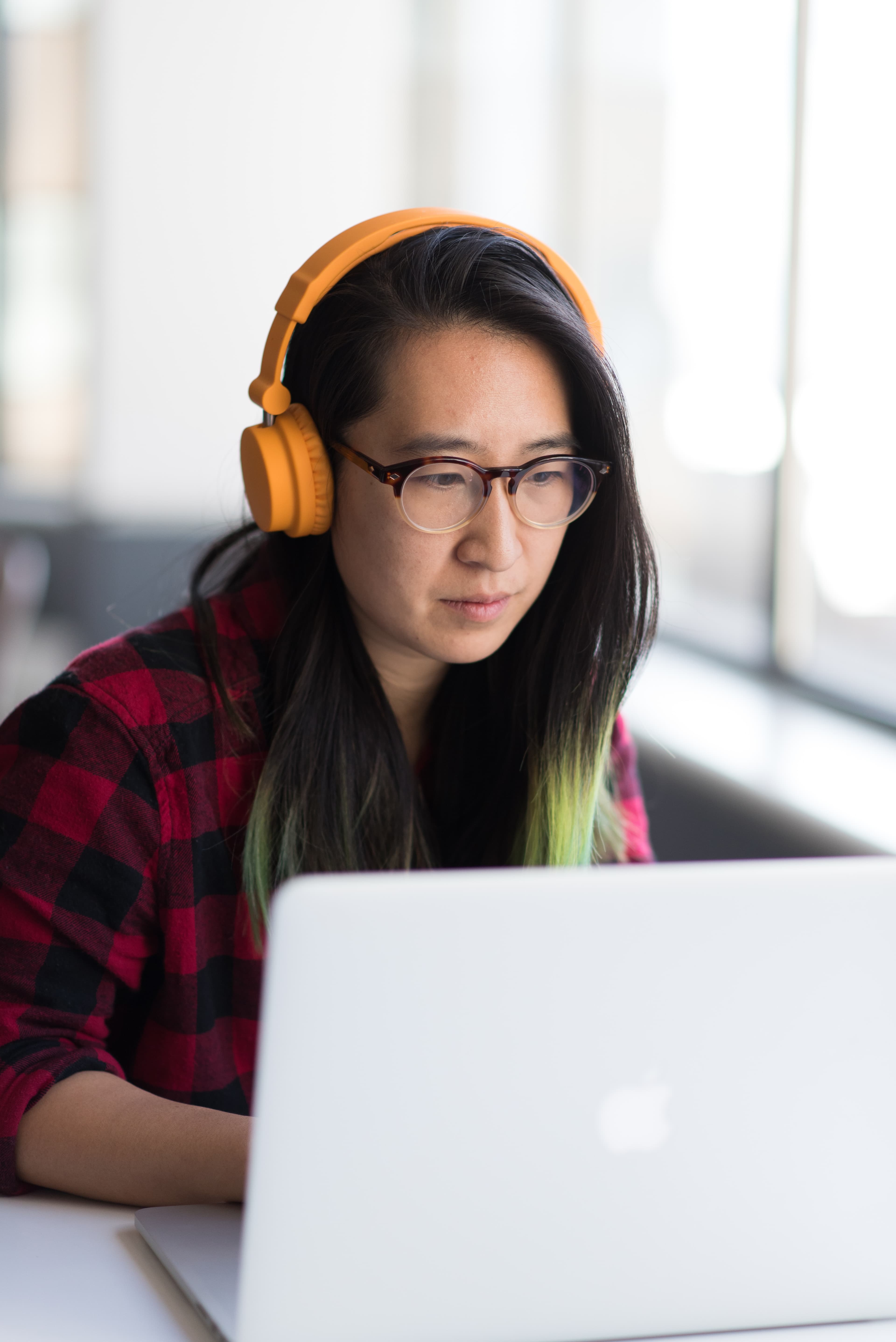 looking for virtual assistant